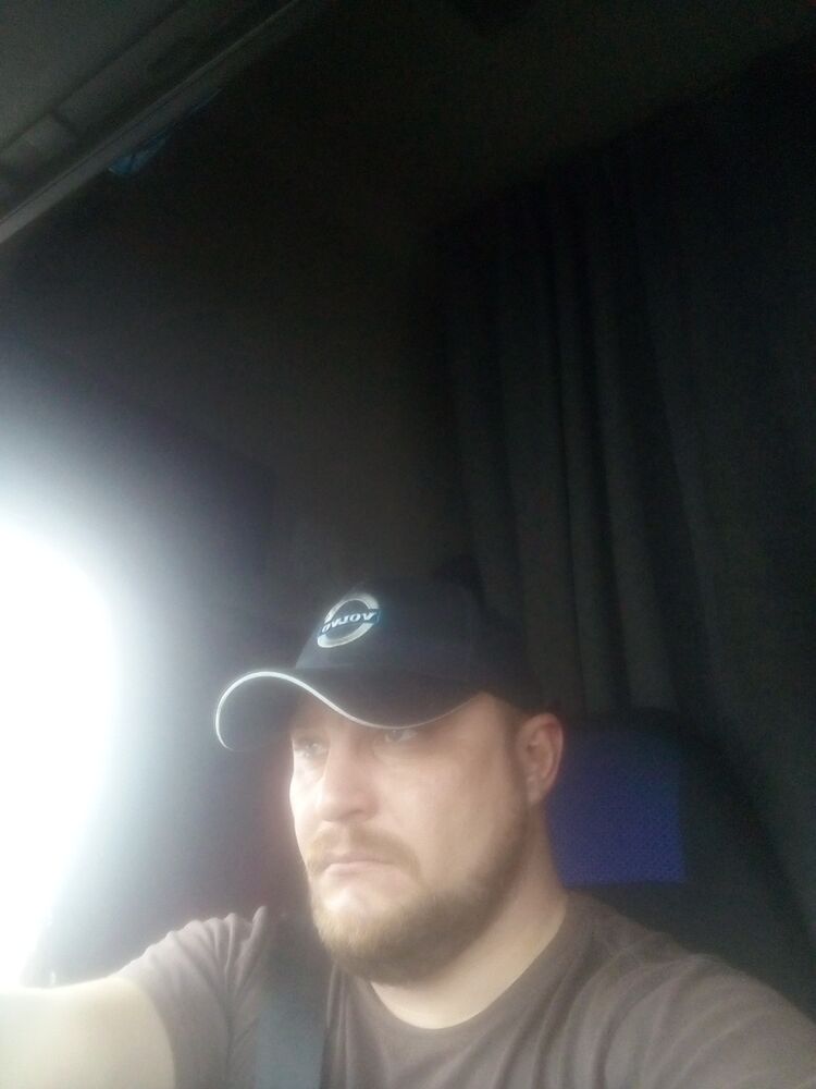  35985658  , 39 ,    