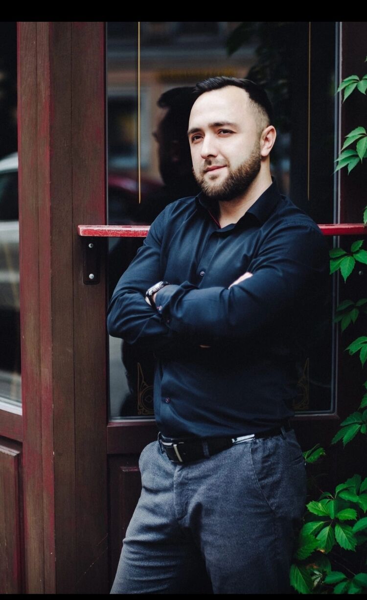  28359398  , 34 ,    -