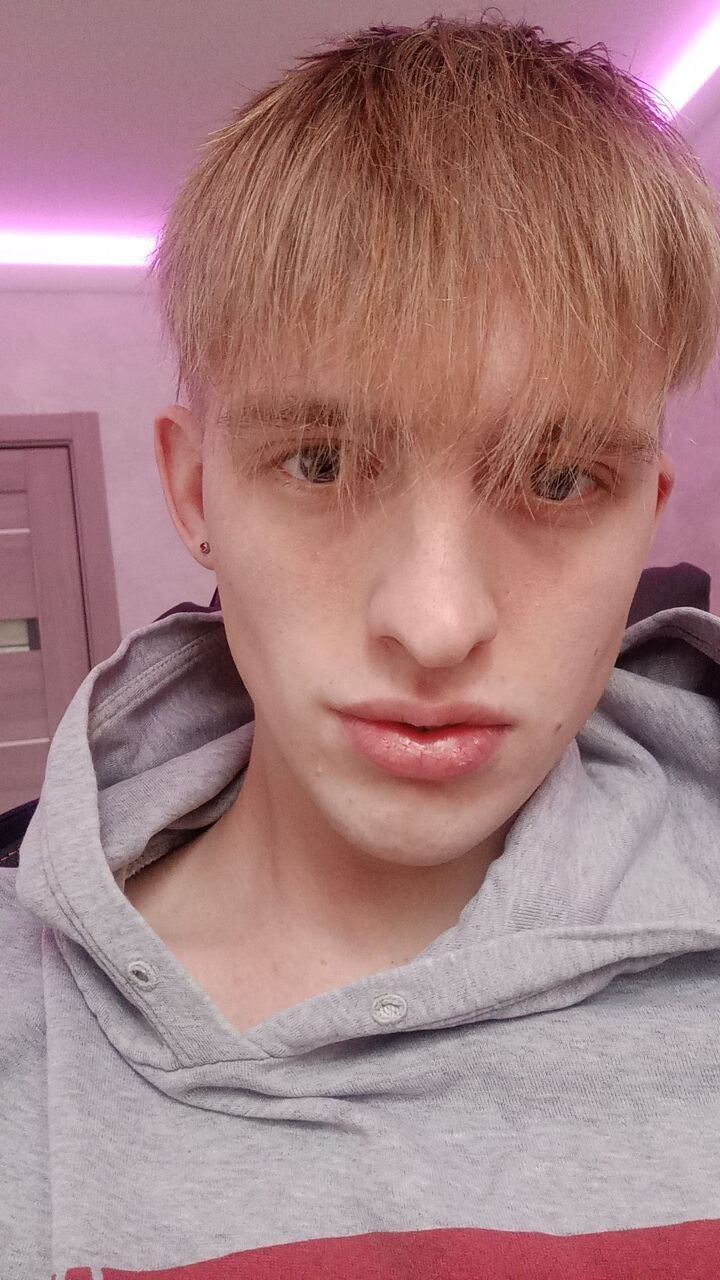  26124748  Lljd, 24 ,    