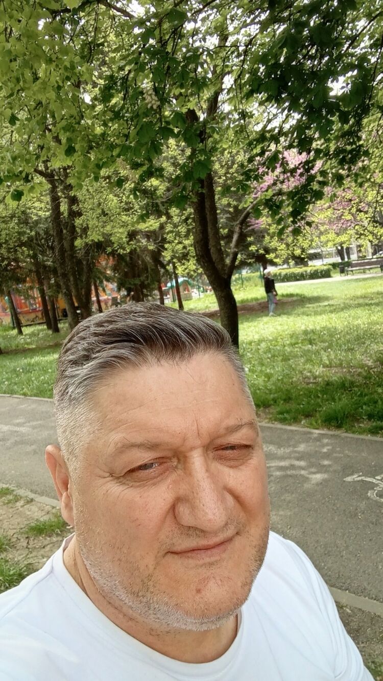  47437378  , 49 ,    