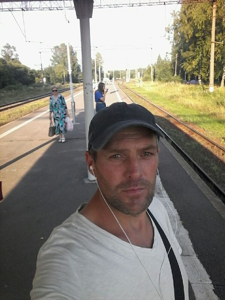  -,   Ivan, 44 ,   ,   , c , 