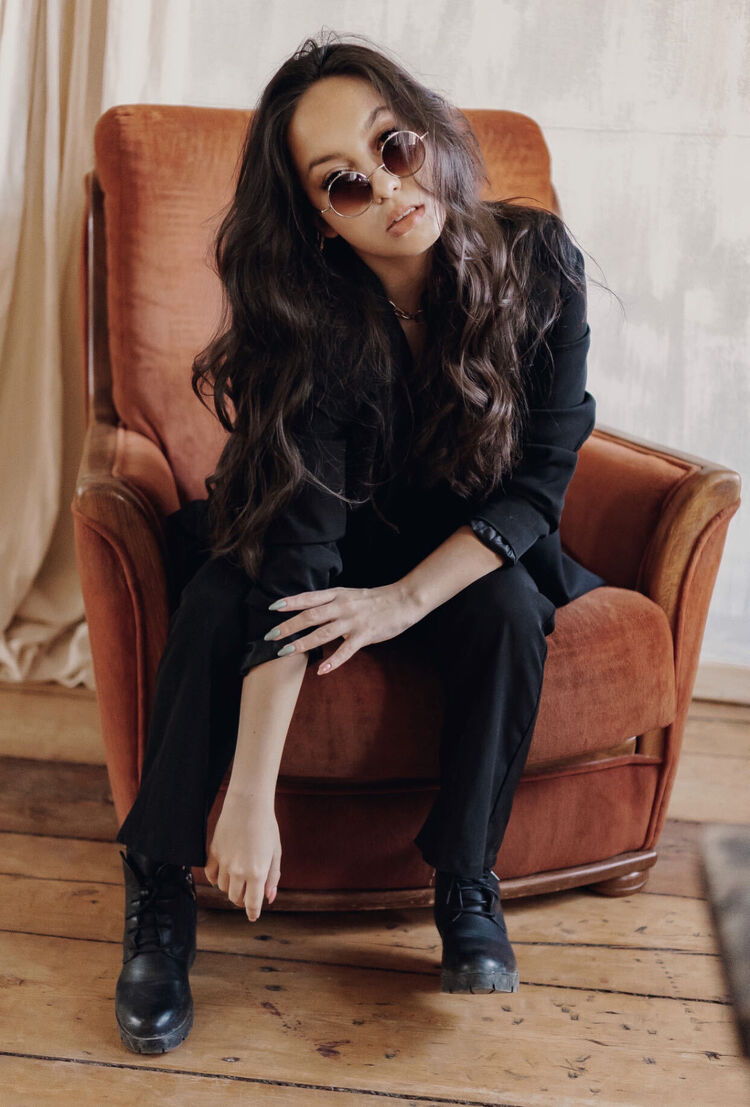  26263548  , 25 ,    -