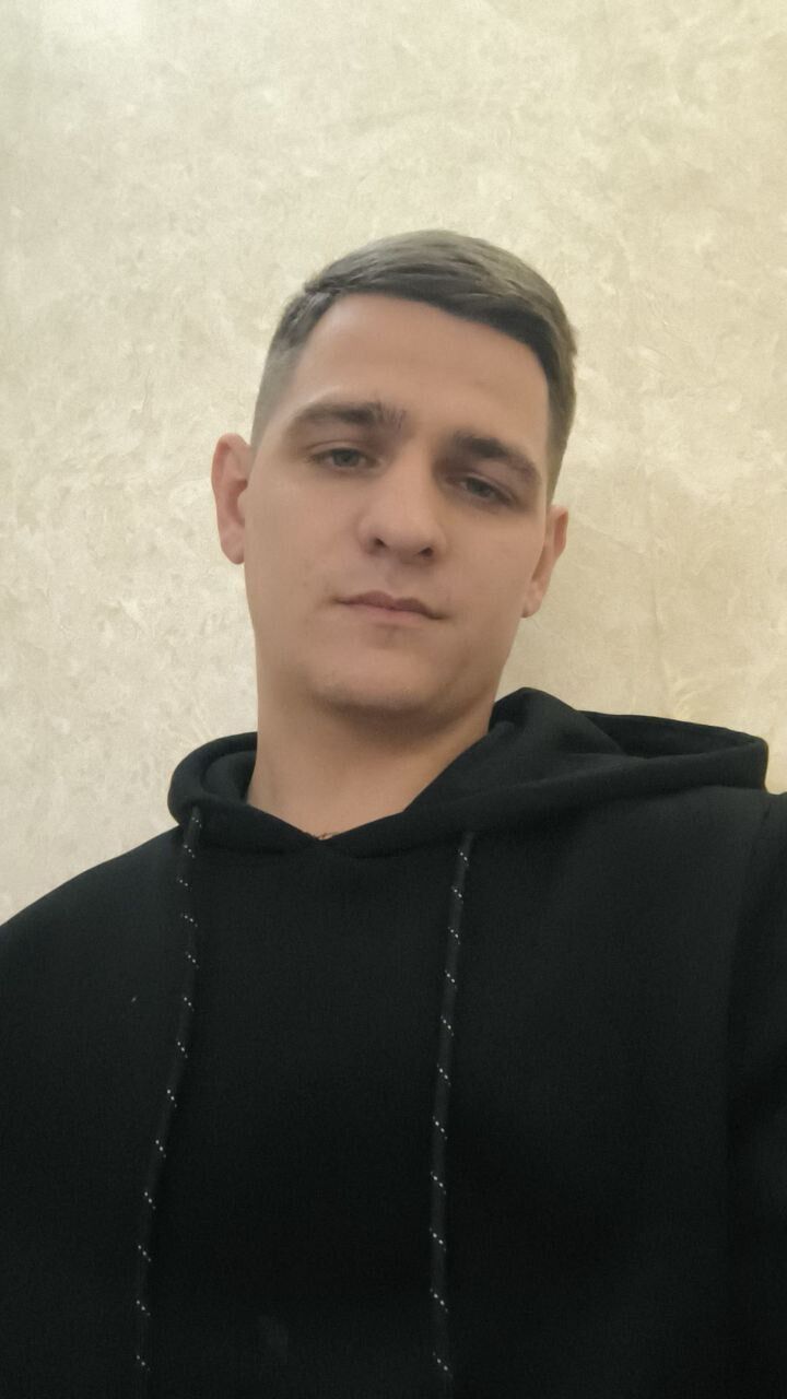  48186648  Aleksandr, 25 ,    