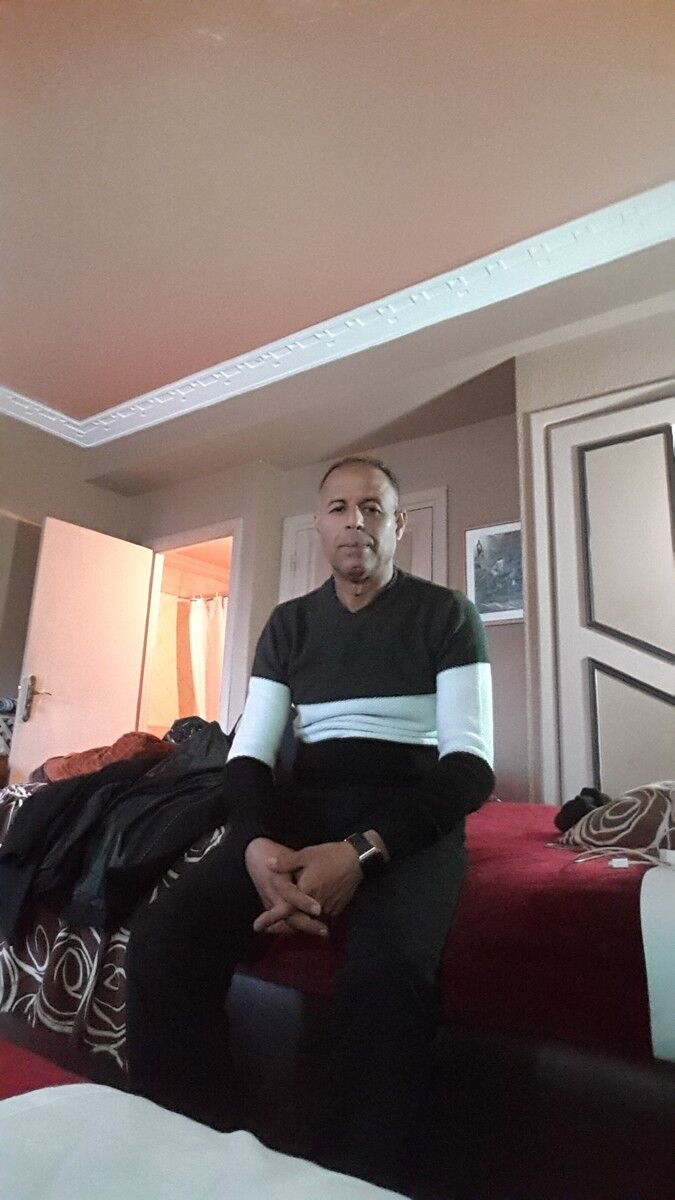  16169738  Abdou, 56 ,    Algiers