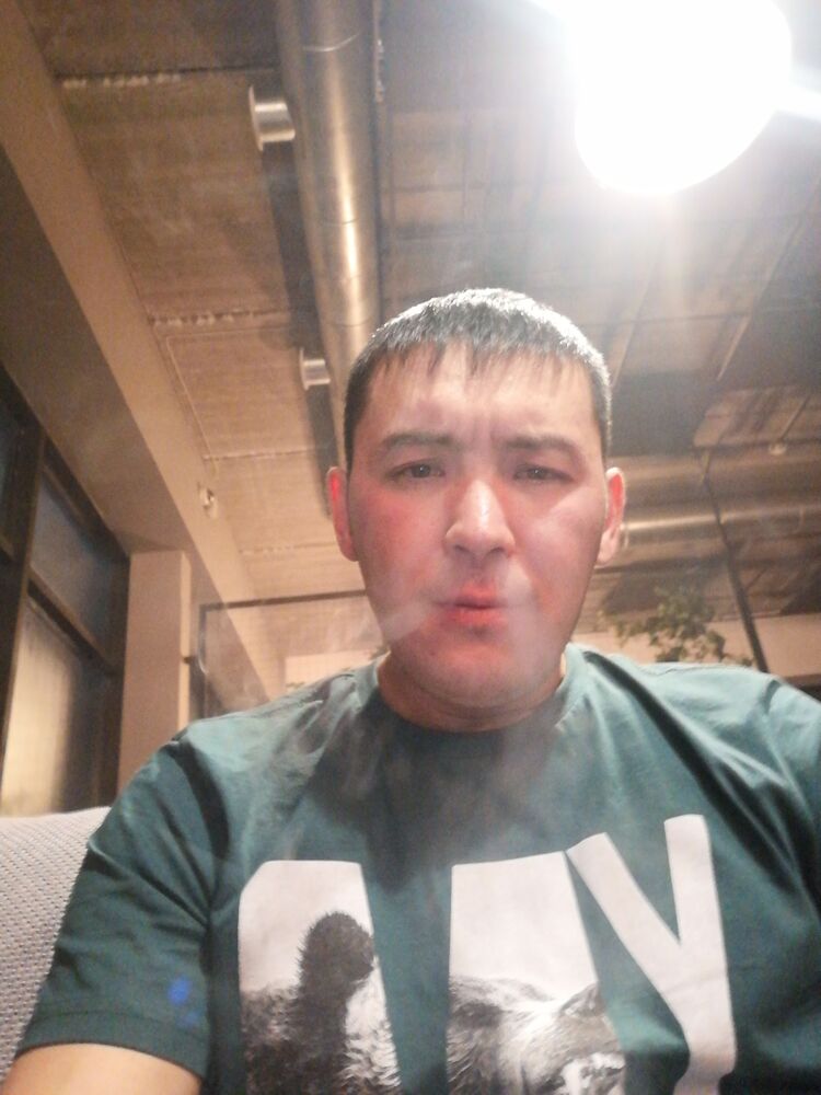  28643928  Baha, 37 ,    