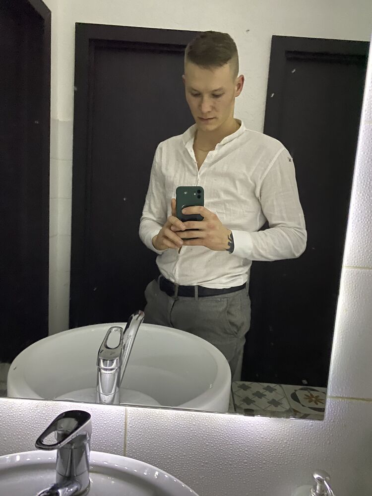  31583878  , 29 ,    