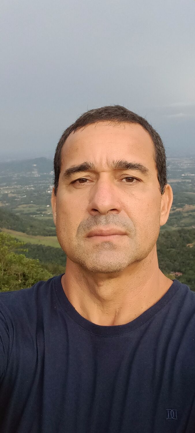  45140148  Vladimir, 49 ,    Montenegro