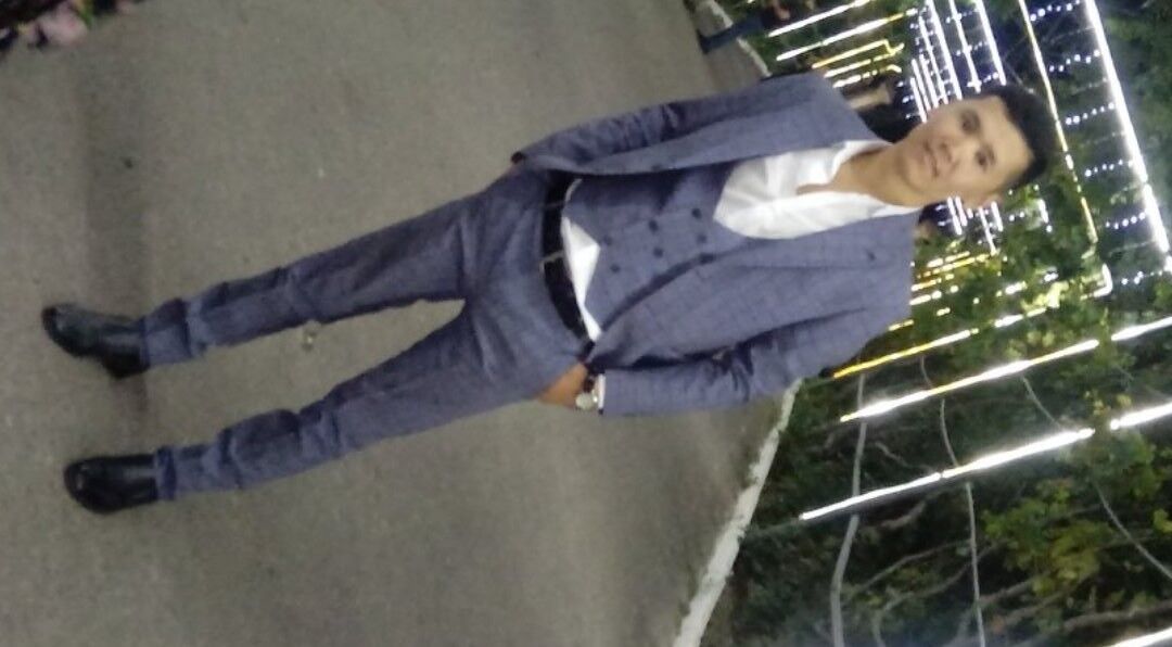  ,   Bekzat, 38 ,   ,   , c , 