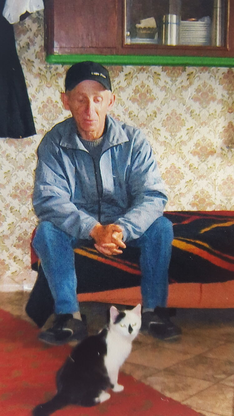  54157918  Alius, 64 ,    