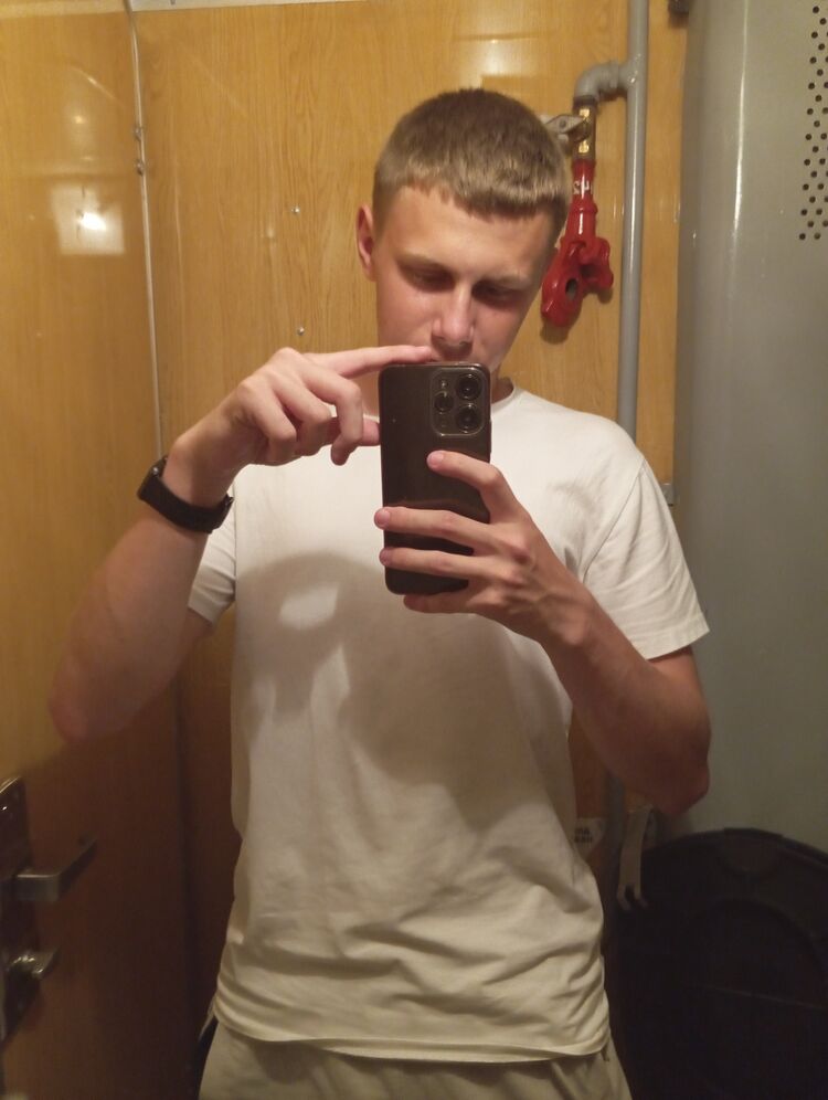  44814748  , 20 ,    