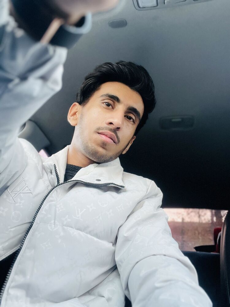  48297948  Gohar Ali, 23 ,    -