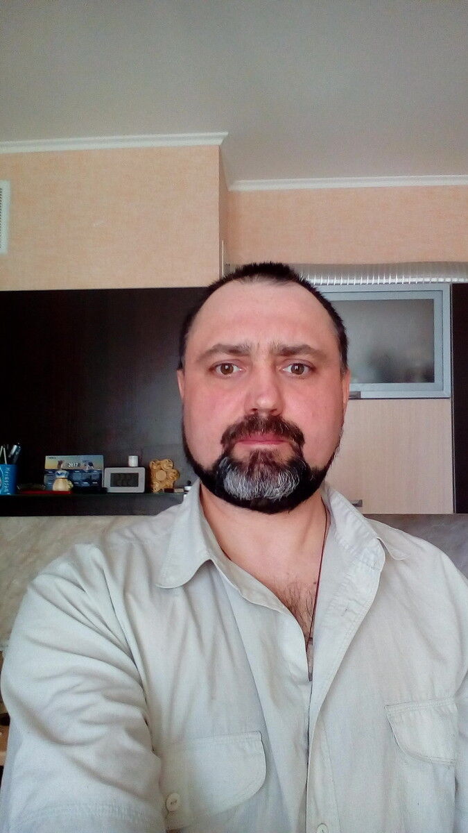  9335818  , 49 ,    
