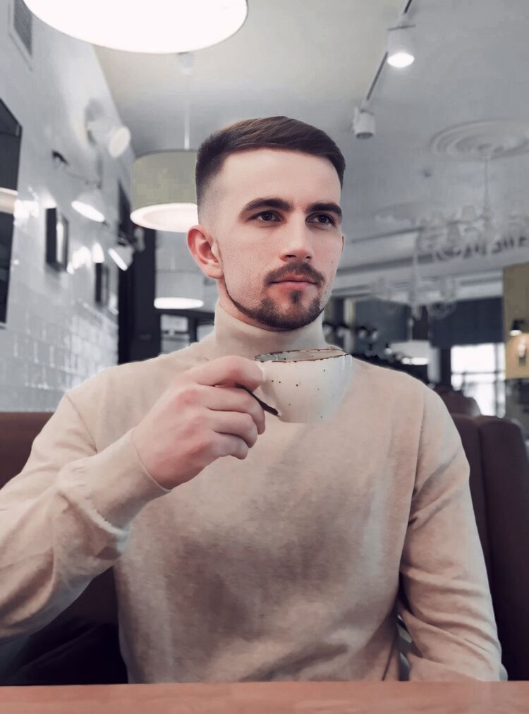  52523588  Maksim, 26 ,    -