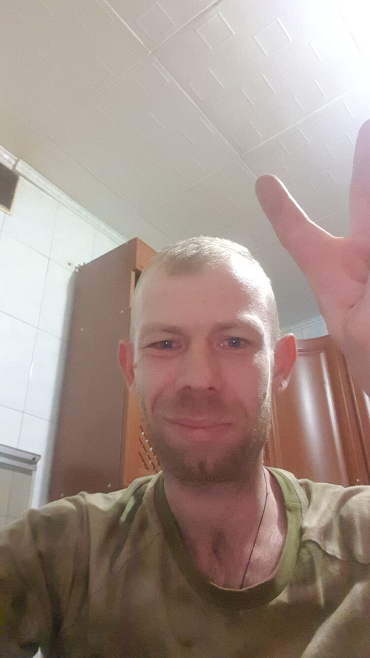  34560708  , 37 ,    