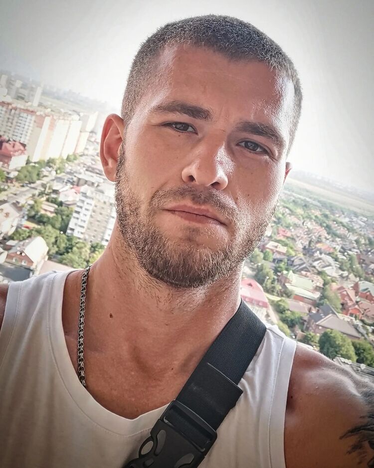  ,   , 33 ,   c 