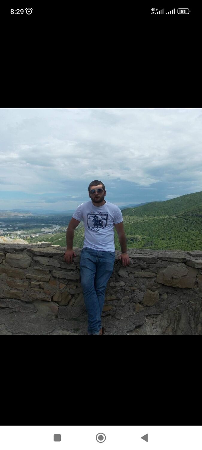  52618318  Giorgi, 32 ,    