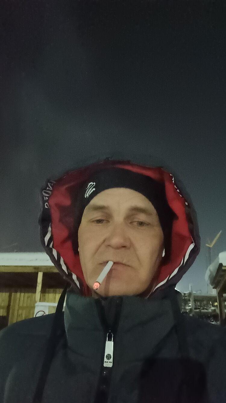  43940018  , 49 ,    