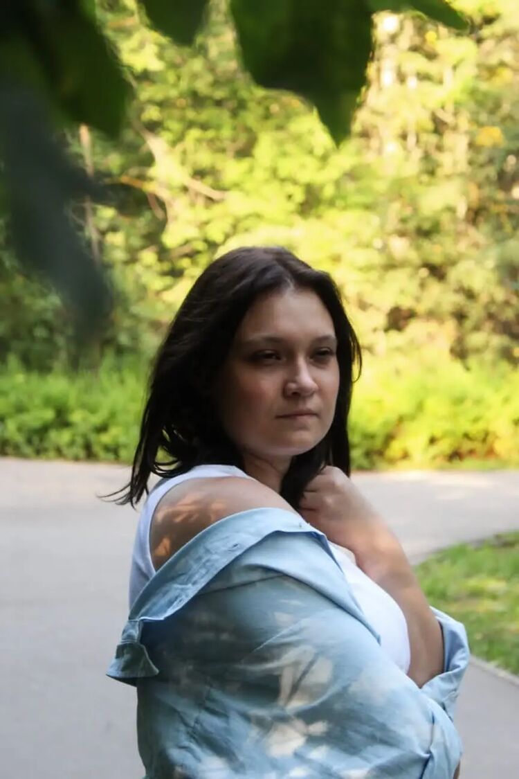  31207608  Elena, 34 ,    