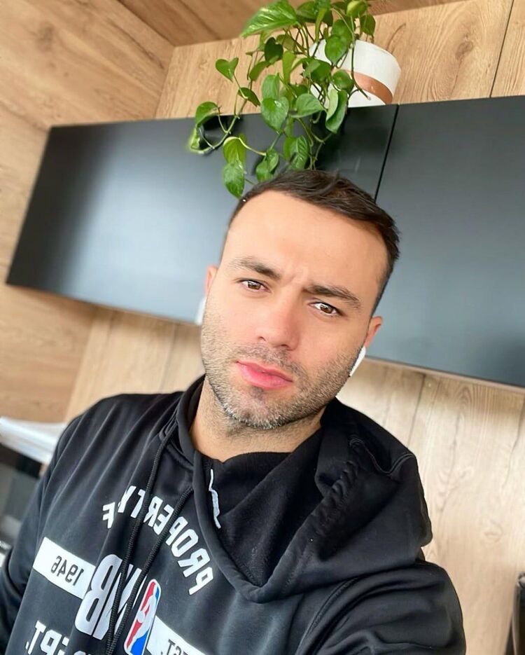  -,   , 35 ,   ,   