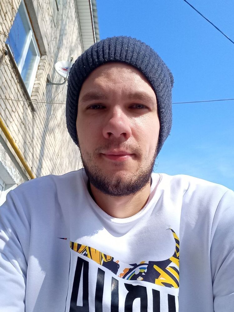 25707368  leks, 32 ,    Moscow