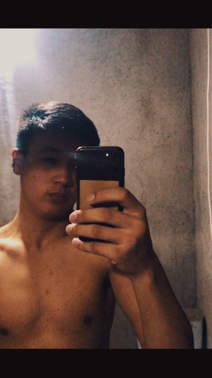  27479358  Adil, 21 ,    