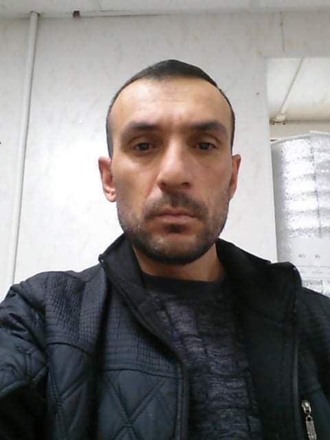  ,   Artur, 43 ,   ,   