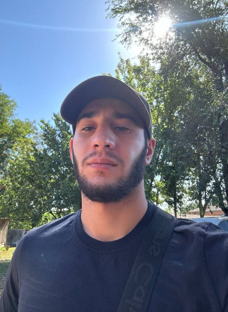  52982498  , 30 ,    --