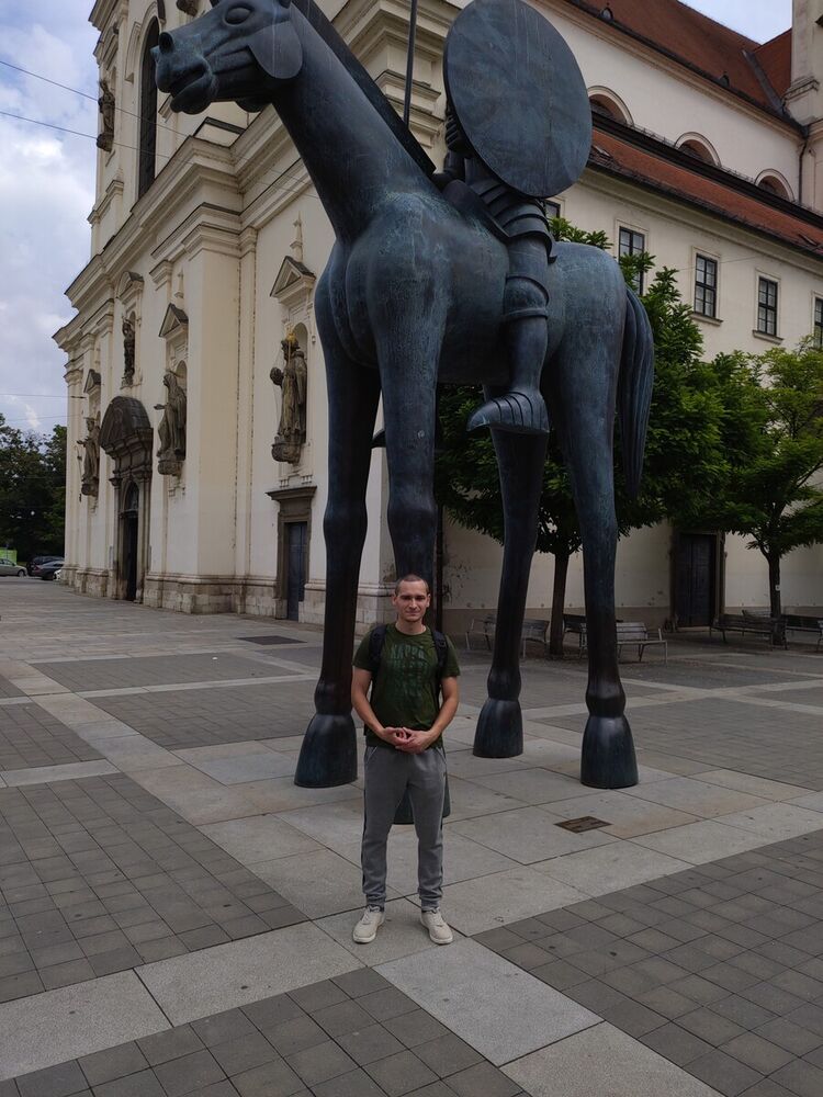  20848068  , 39 ,    