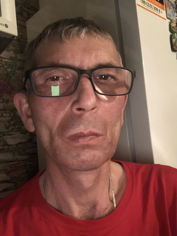  43139668  , 49 ,    
