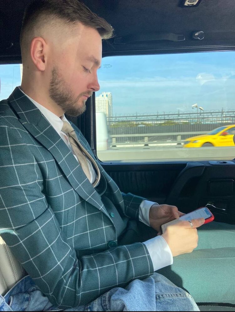 ���� 48037118 ������� ��������, 32 ����, ���� ���������� � ������