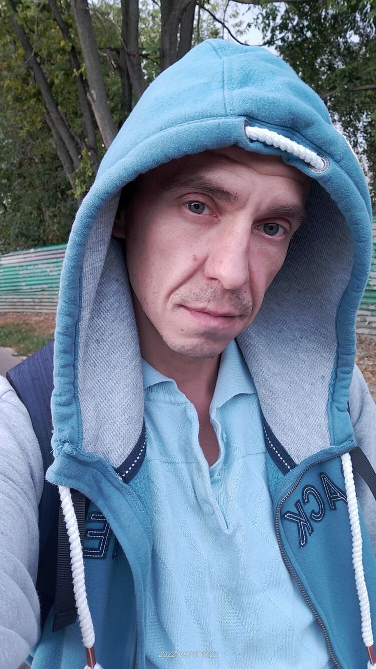  28972418  , 40 ,    