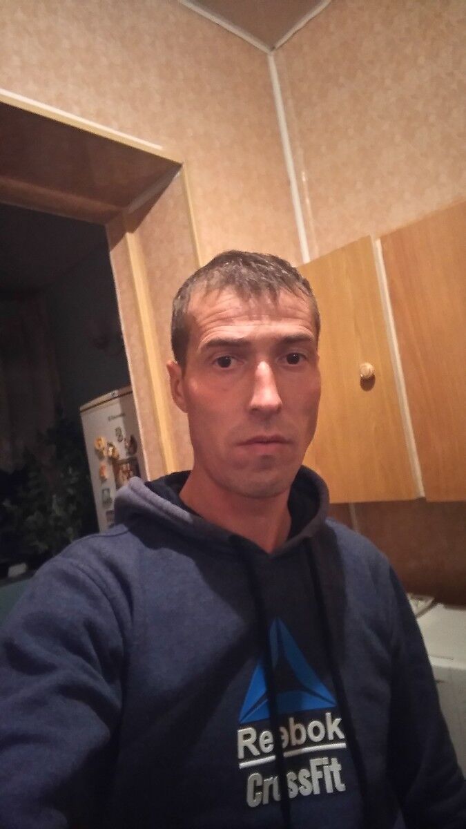  ,   Ivan, 37 ,   ,   , c 
