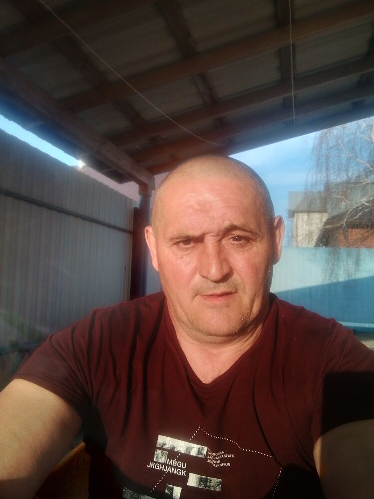  43822688  , 51 ,    