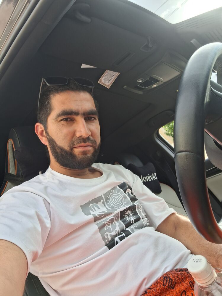  ,   Abdulloh, 30 ,   ,   