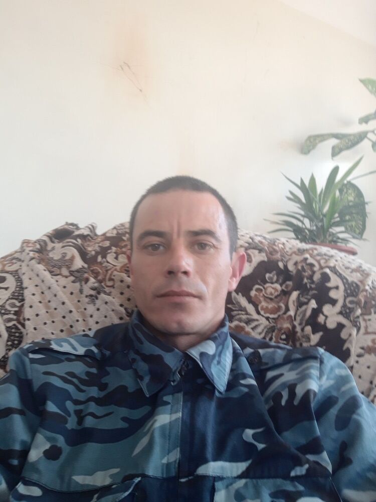 15738748  , 42 ,     