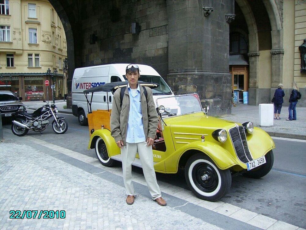  27525638  Slava, 27 ,    