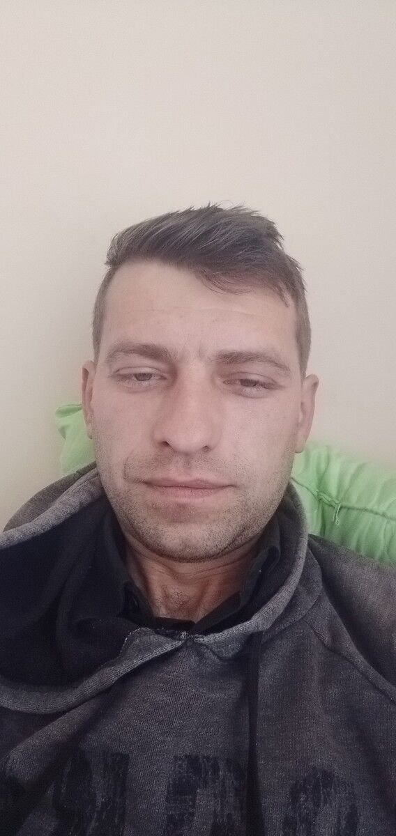  18705468  , 39 ,    