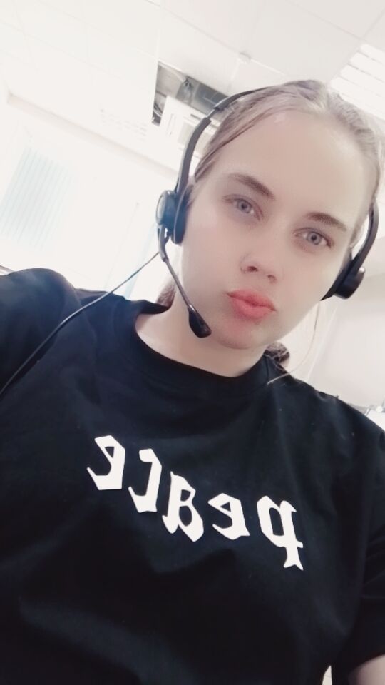  ,   Vlada, 21 ,   ,   , c 