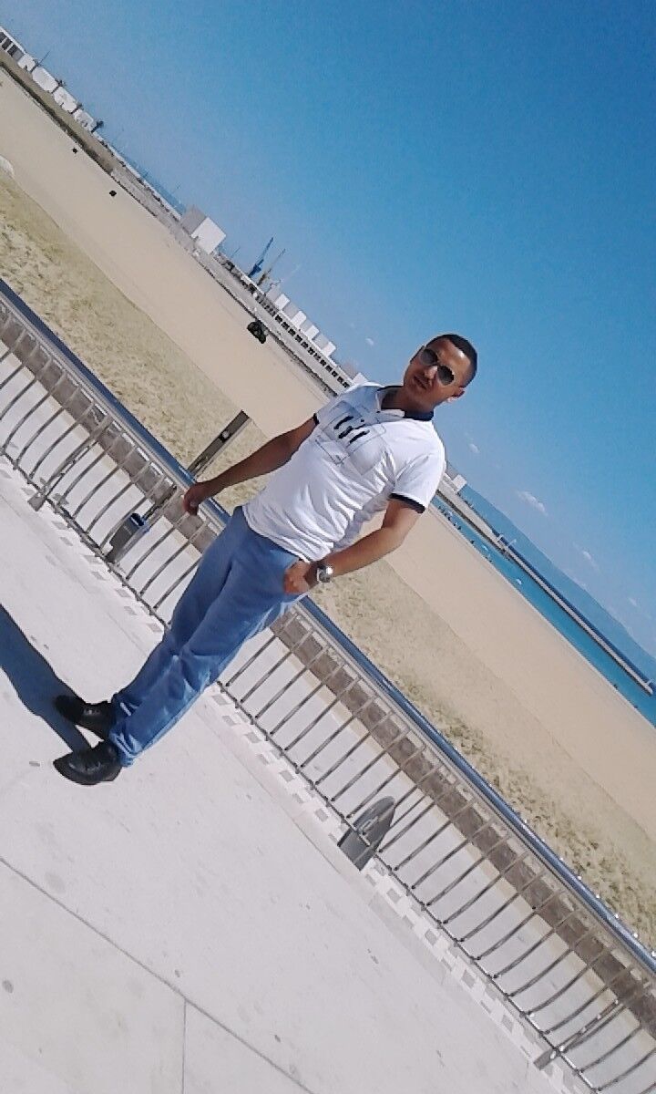  ,   Taha, 39 ,   ,   , c 