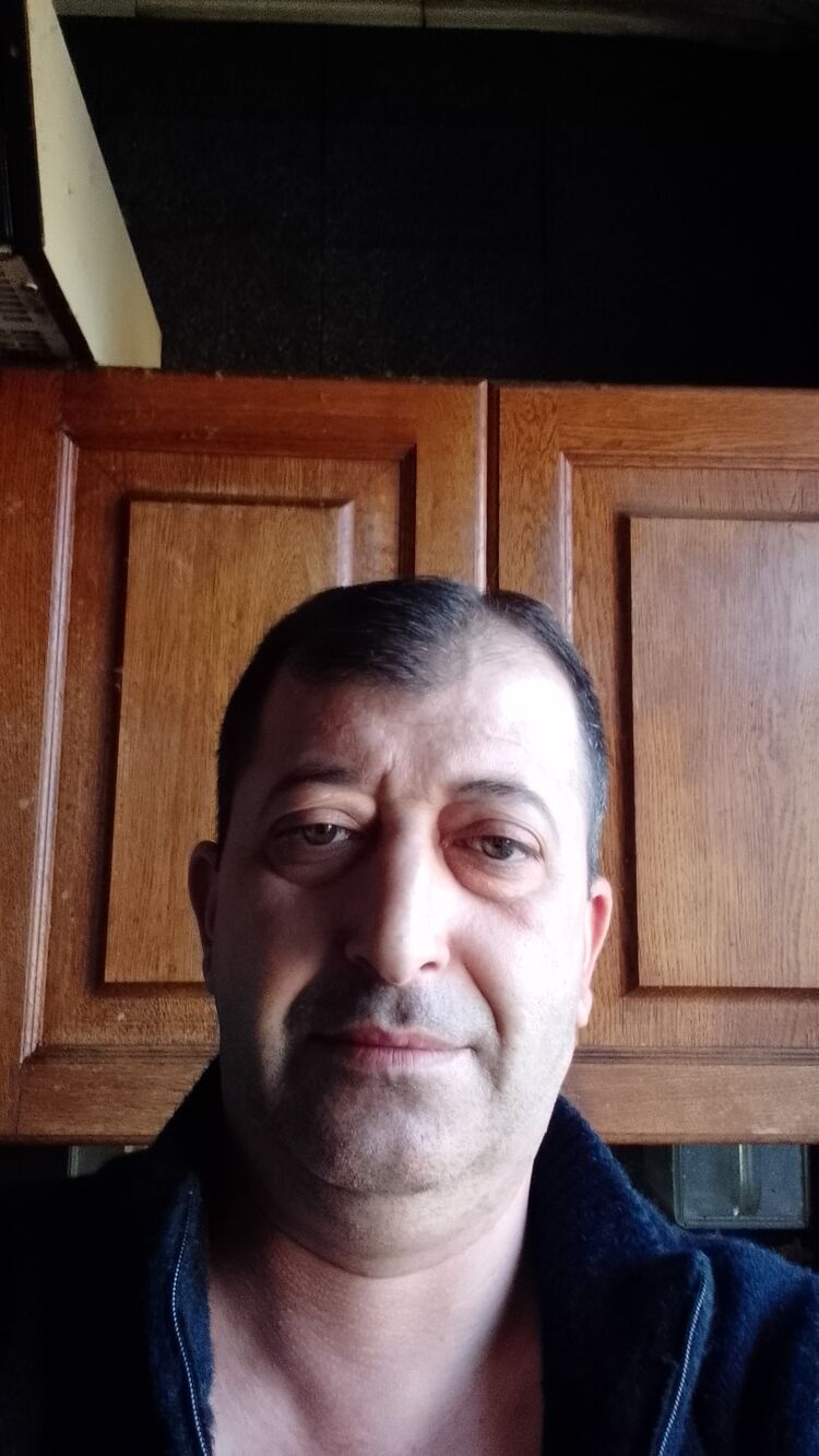  49705838  , 42 ,    