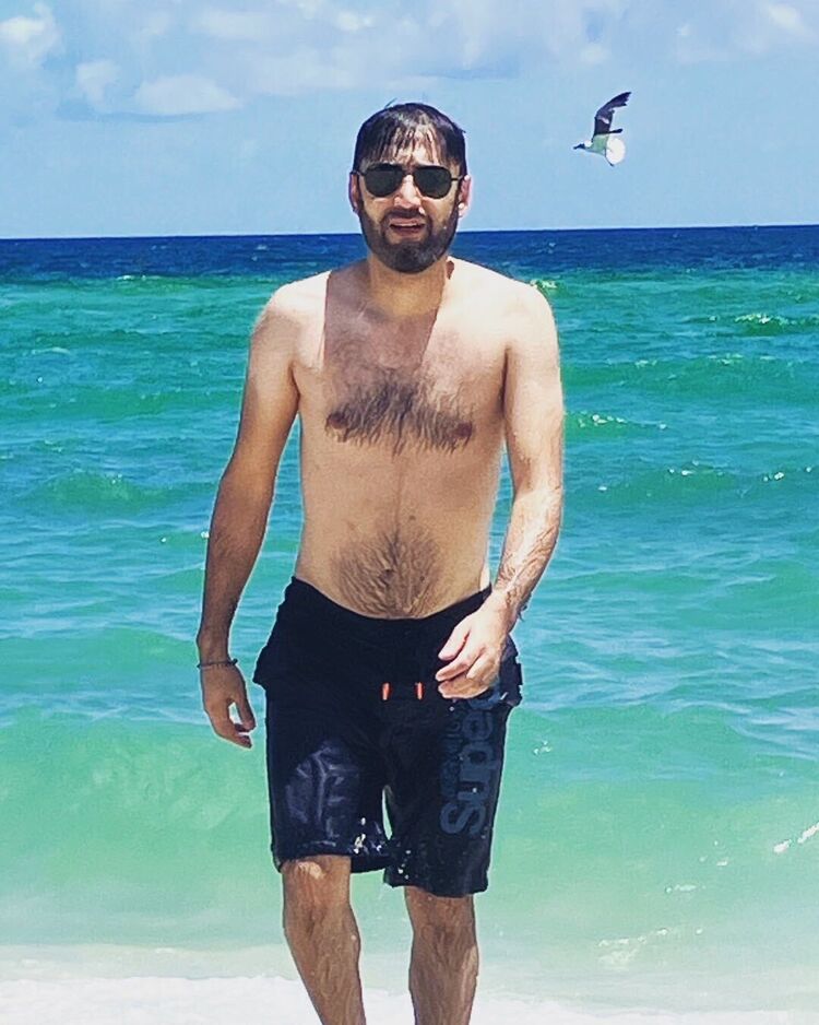  38060138  Azam, 34 ,    