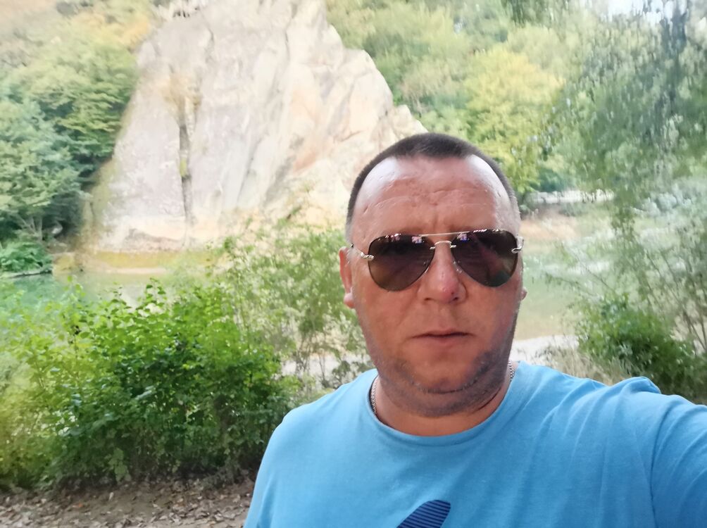  48682158  , 46 ,    
