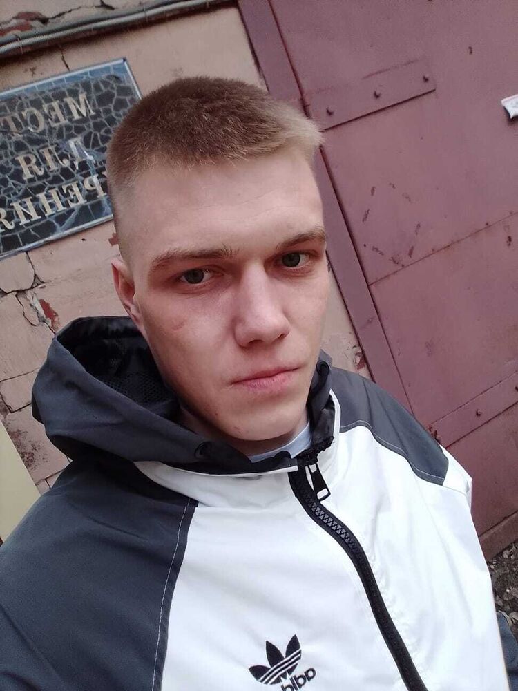  43088778  , 24 ,    