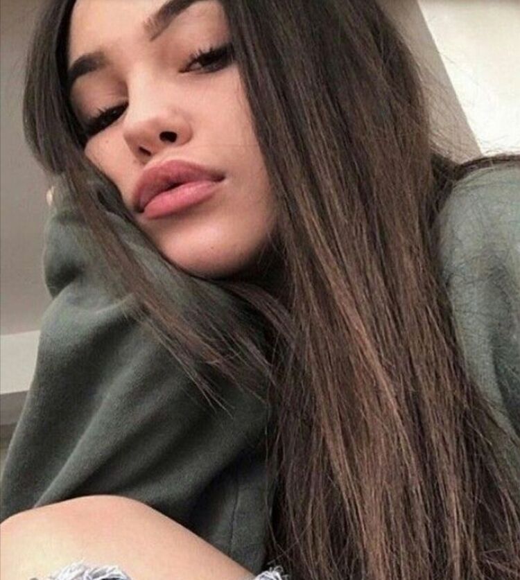  -,   Anna, 23 ,  