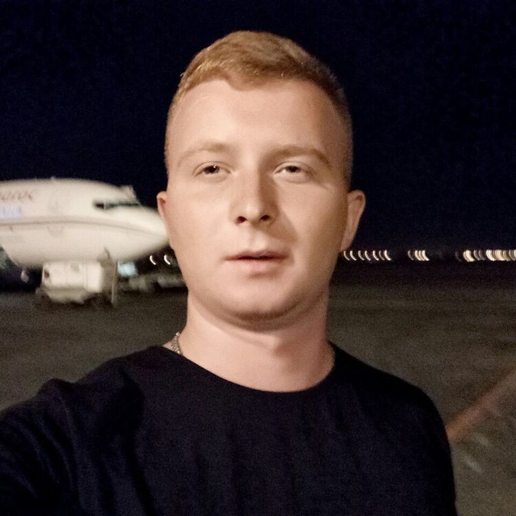  Warszawa,   Illya, 28 ,   