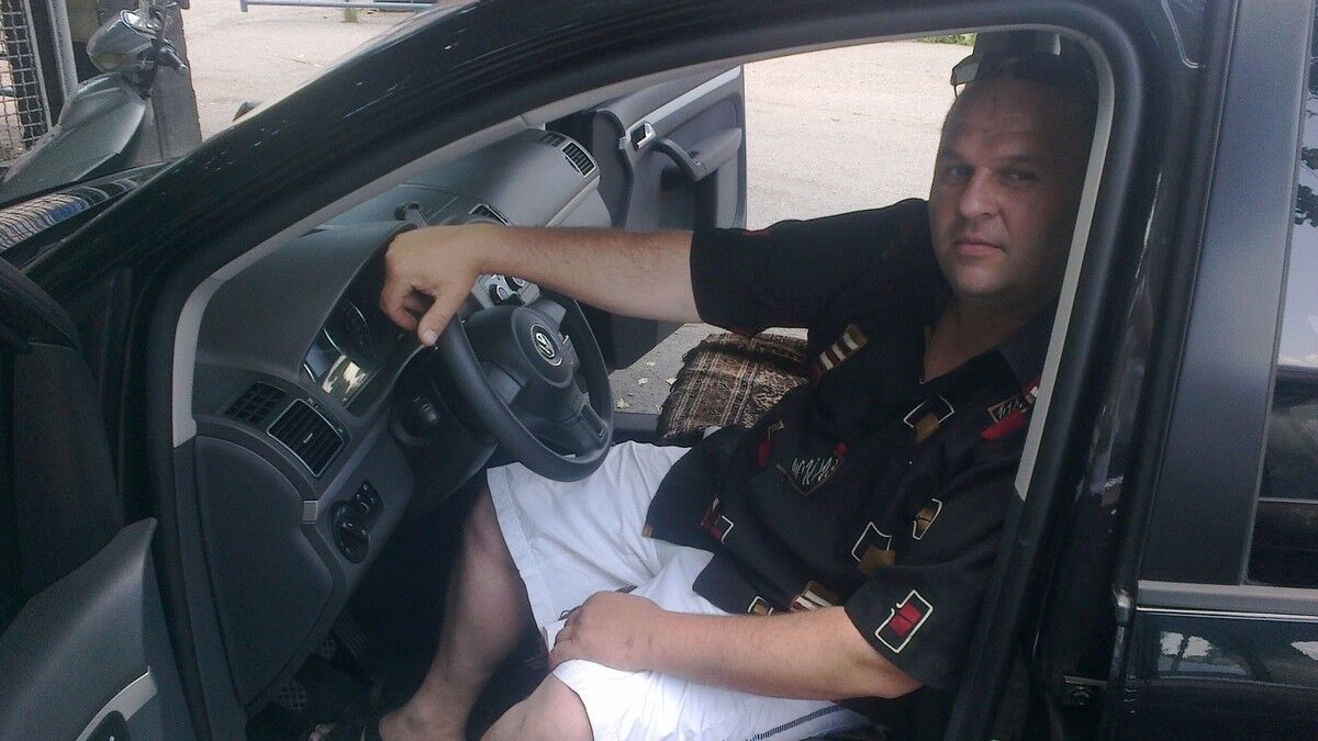  8408638  Boris, 46 ,    
