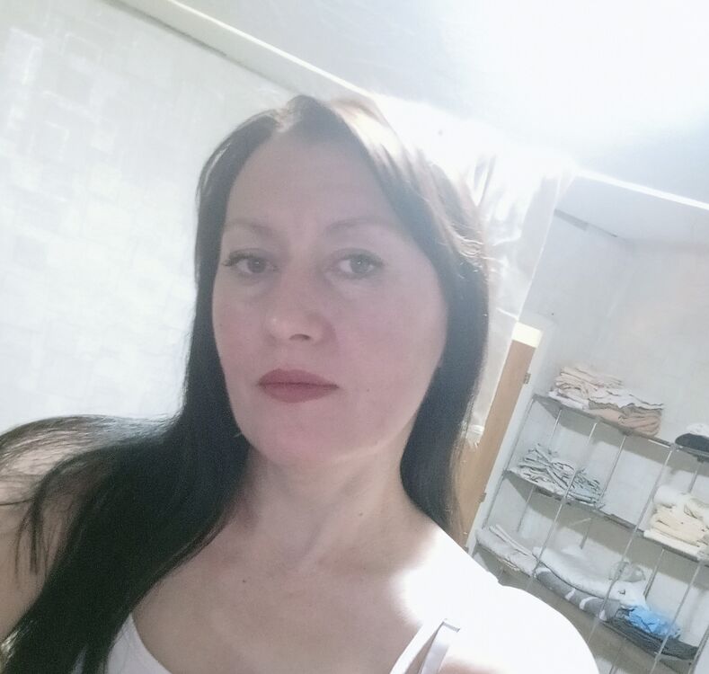  48575538  , 42 ,    