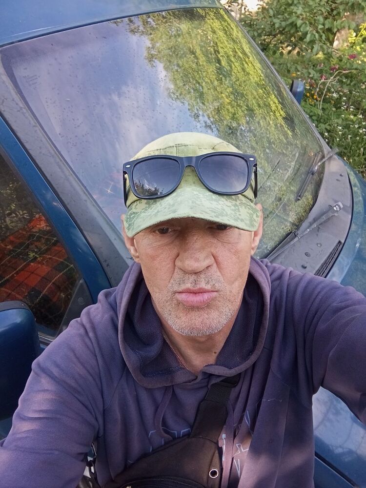  43888078  , 56 ,    