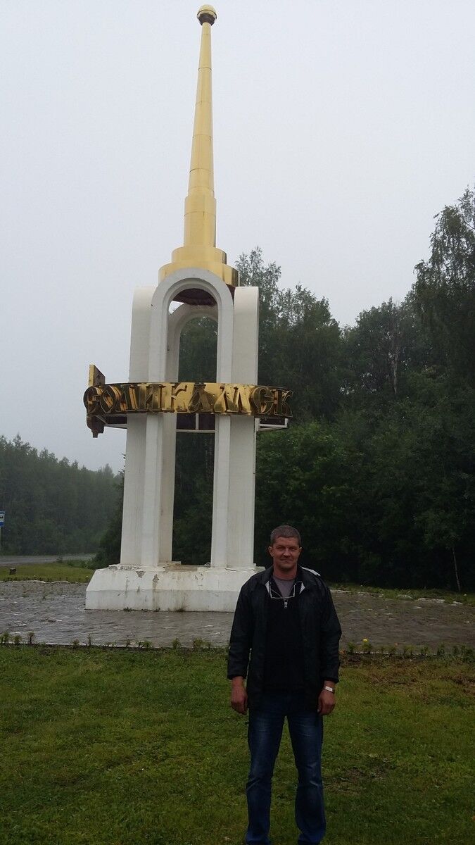  ,   Petr, 52 ,   ,   , c 