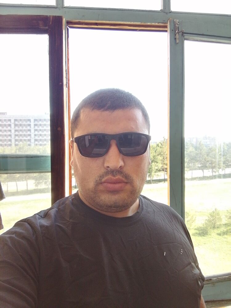  52598848  , 25 ,    
